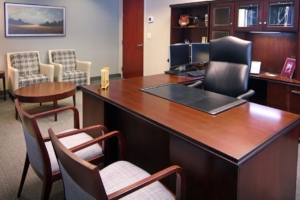 Darran traditional executive desk with leather chair and guest seating