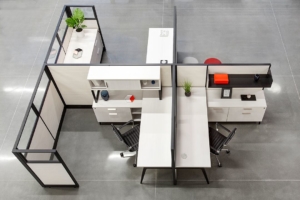 Workstations with low partitions and modern desks